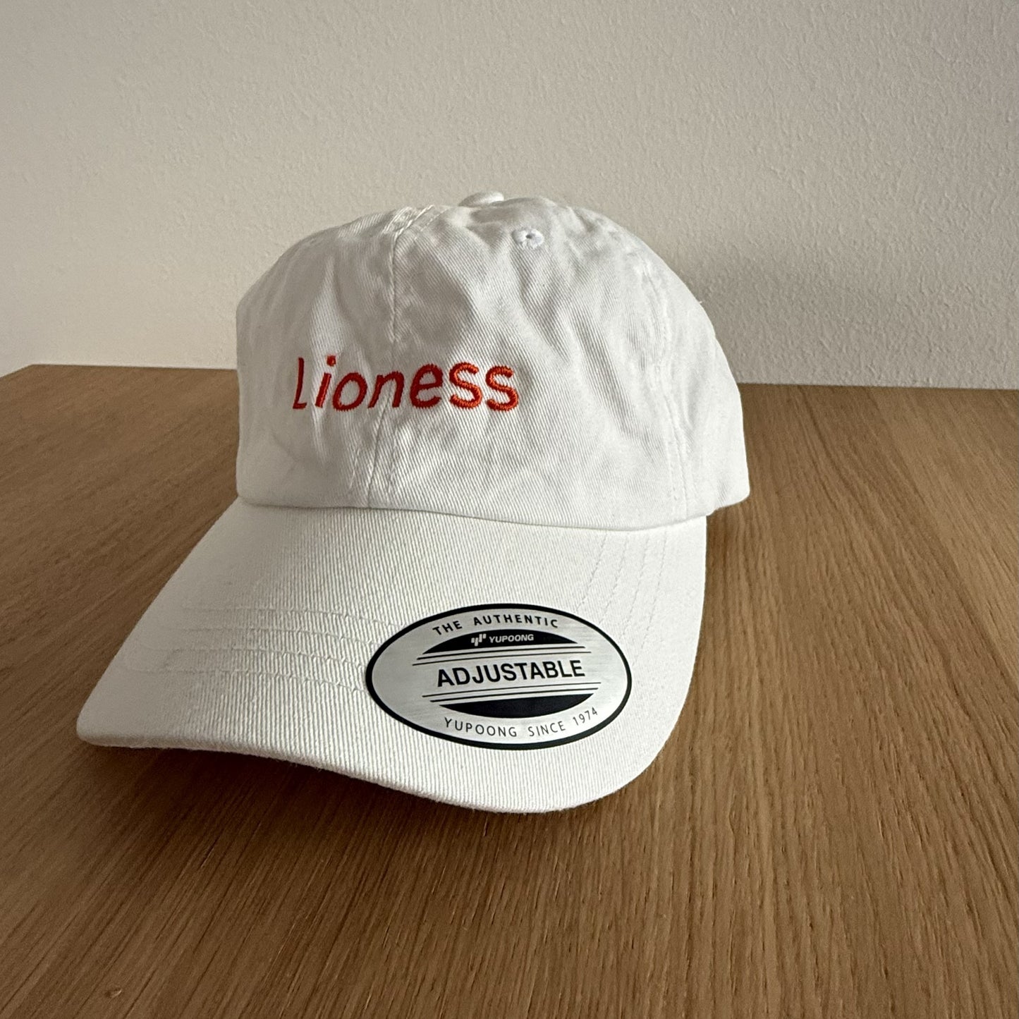 Dad hat "Lioness" SAMPLE SALE