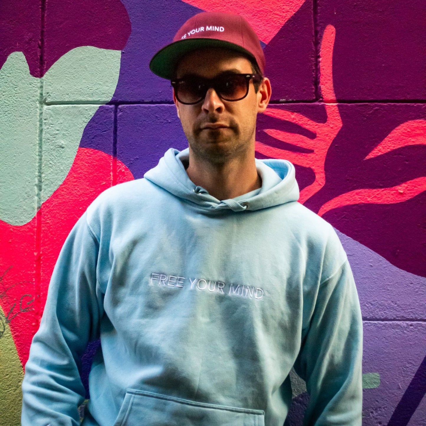 Unisex Hoodie "FREE YOUR MIND"
