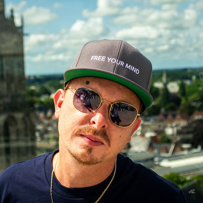 Snapback Hat "FREE YOUR MIND"
