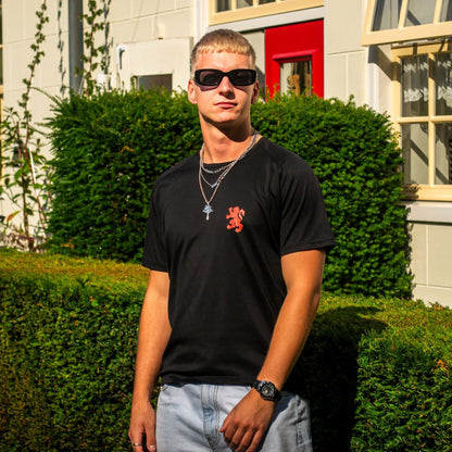 Unisex T-Shirt "Orange Lion"