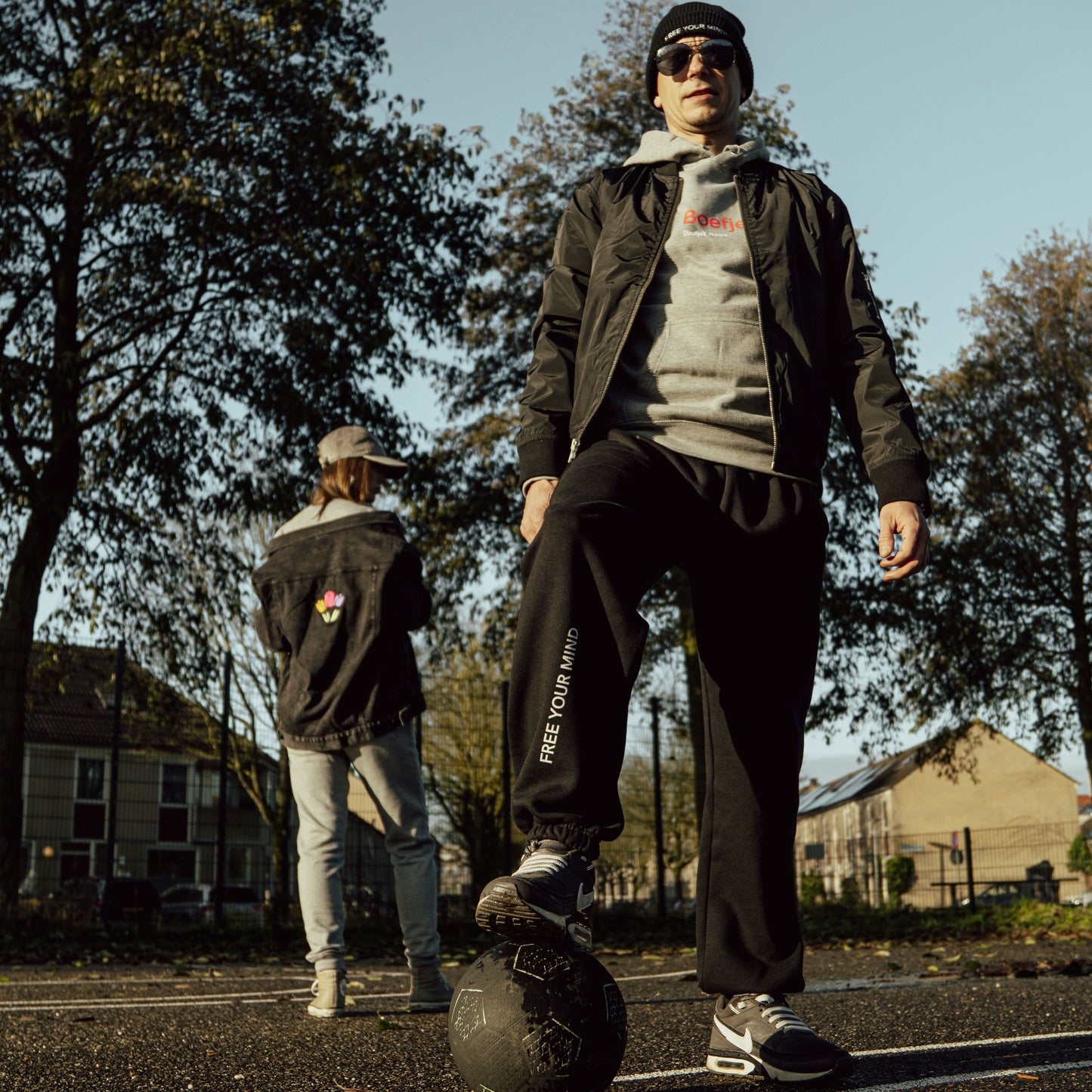 Heavyweight sweatpants "FREE YOUR MIND"