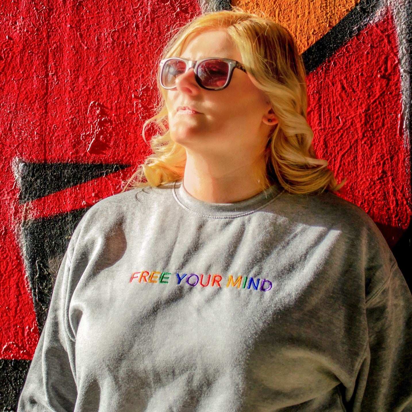 Unisex Premium Sweatshirt "FREE YOUR MIND" colored