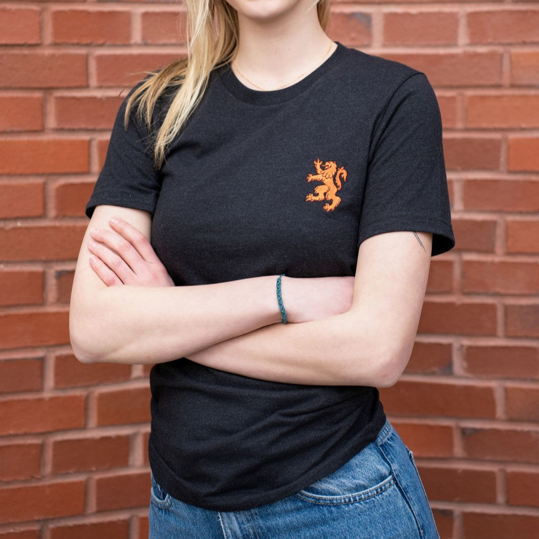 Unisex T-Shirt "Orange Lion"