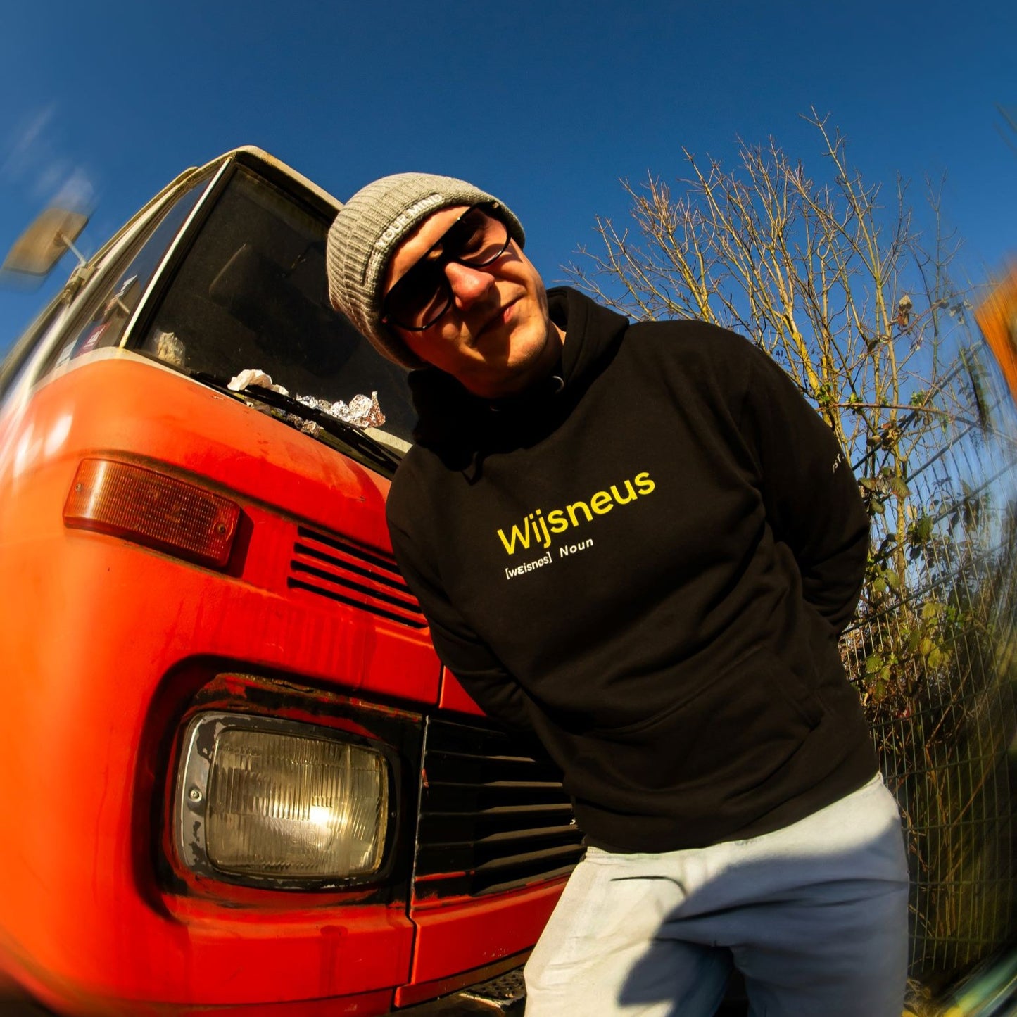 Premium Unisex Hoodie "Wijsneus"